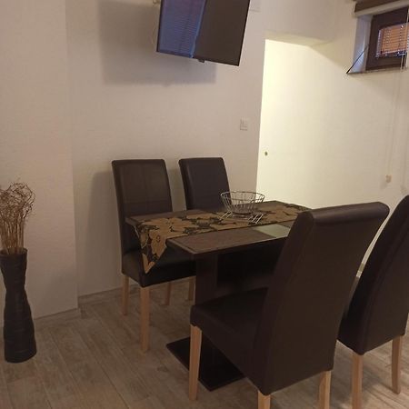 Studio Apartments Una Кореница Екстериор снимка