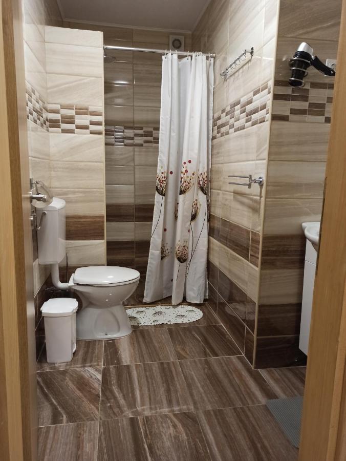 Studio Apartments Una Кореница Екстериор снимка
