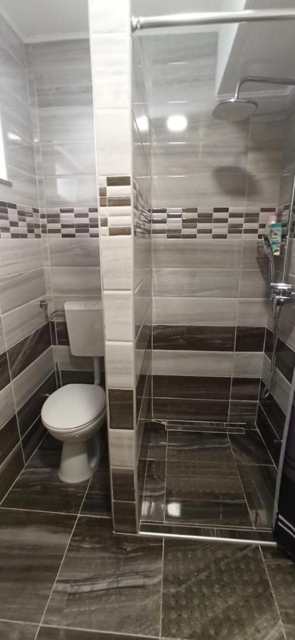 Studio Apartments Una Кореница Екстериор снимка